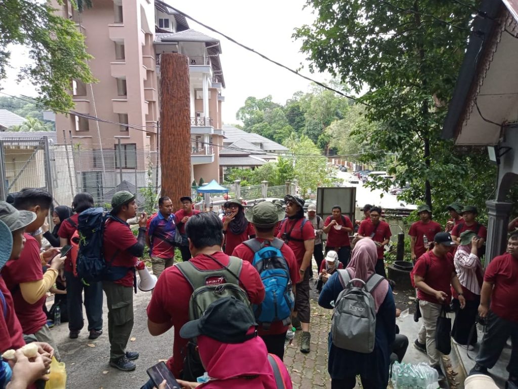 Program CSR Pembersihan Pantai dan Penanam Pokok Hutan Di Taman Eko-Rimba Tanjung Tuan