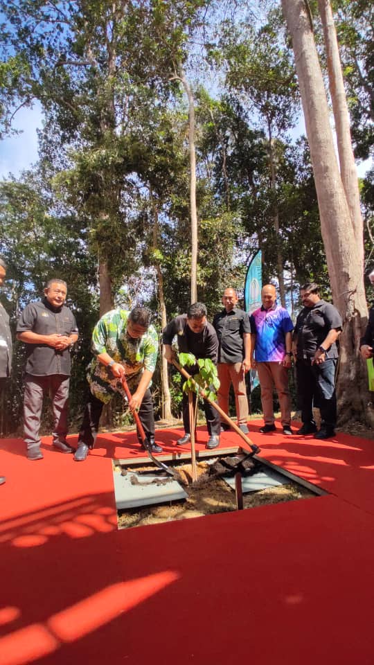 MAJLIS PERASMIAN PUNCAK LAKSAMANA BUKIT BERUANG